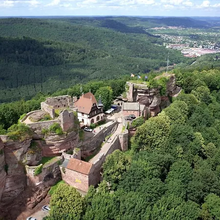 مكان تخييم De